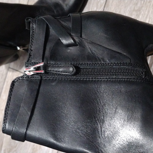 Sam Edelman black leather zip ankle boots. Mint condition. Size 10 - Picture 6 of 11